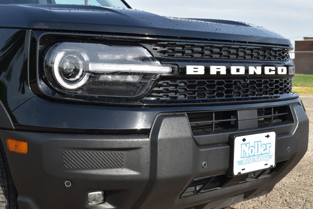 Certified 2025 Ford Bronco Sport Outer Banks w/ Outer Banks Tech Package+ AWD/4WD image 5