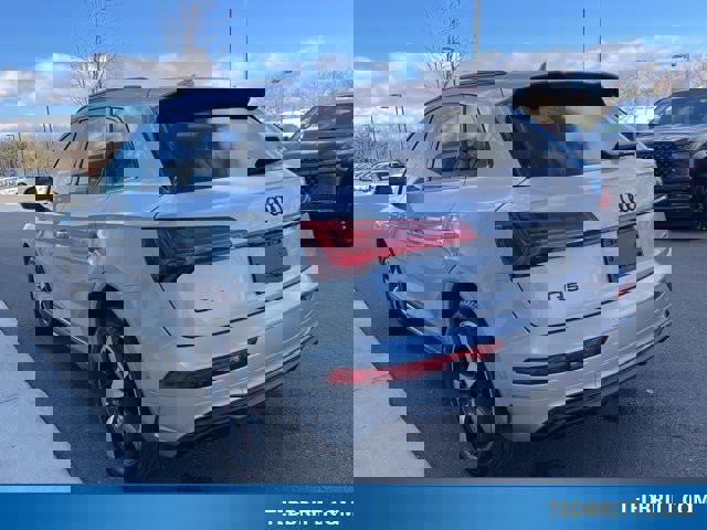 Used 2022 Audi Q5 2.0T Prestige w/ Prestige Package image 3