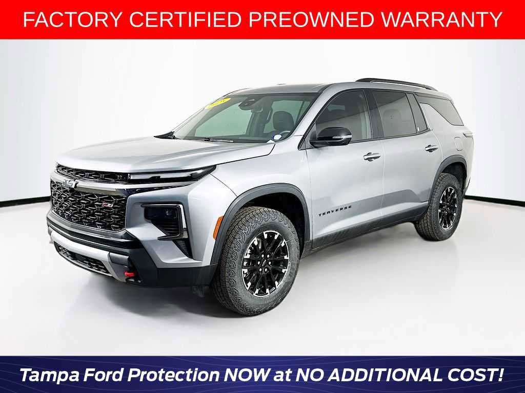 Used 2025 Chevrolet Traverse Z71