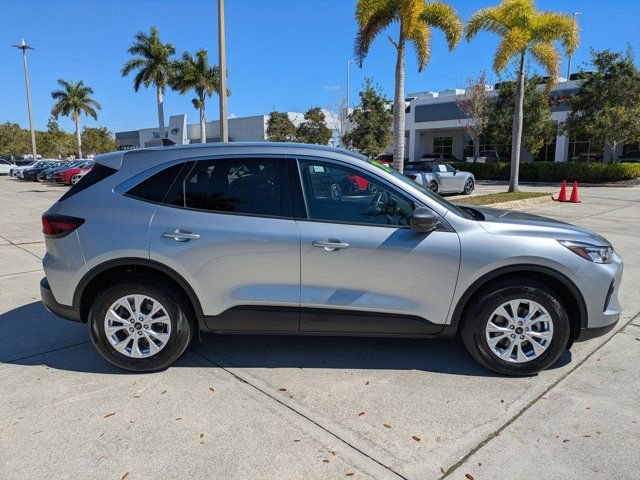 Certified 2024 Ford Escape Active w/ Tech Pack #1 image 8