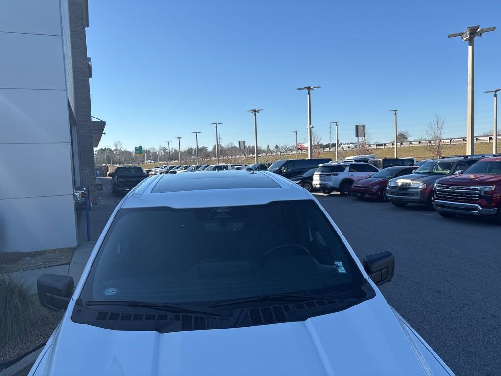 Certified 2022 Ford F150 XLT w/ Equipment Group 302A High image 10