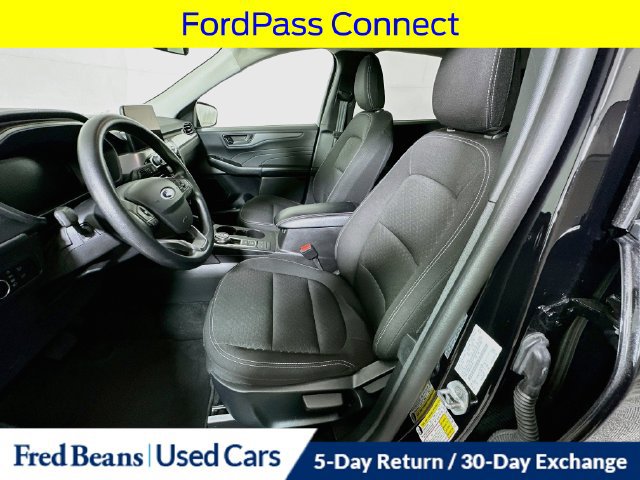 Certified 2025 Ford Escape Active AWD/4WD image 24