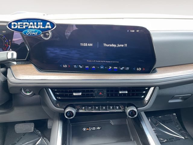 Used 2025 Chevrolet Tahoe High Country AWD/4WD image 14