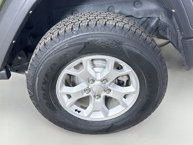 Used 2021 Jeep Wrangler Unlimited Islander image 29