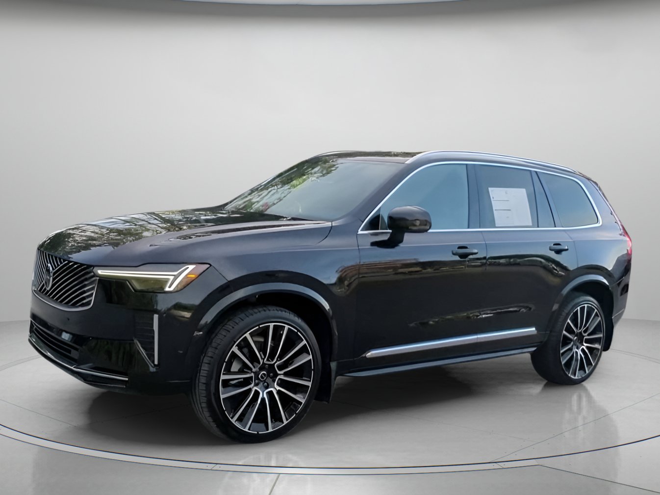 Used 2026 Volvo XC90 B6 Plus w/ Protection Package Premier AWD/4WD image 13