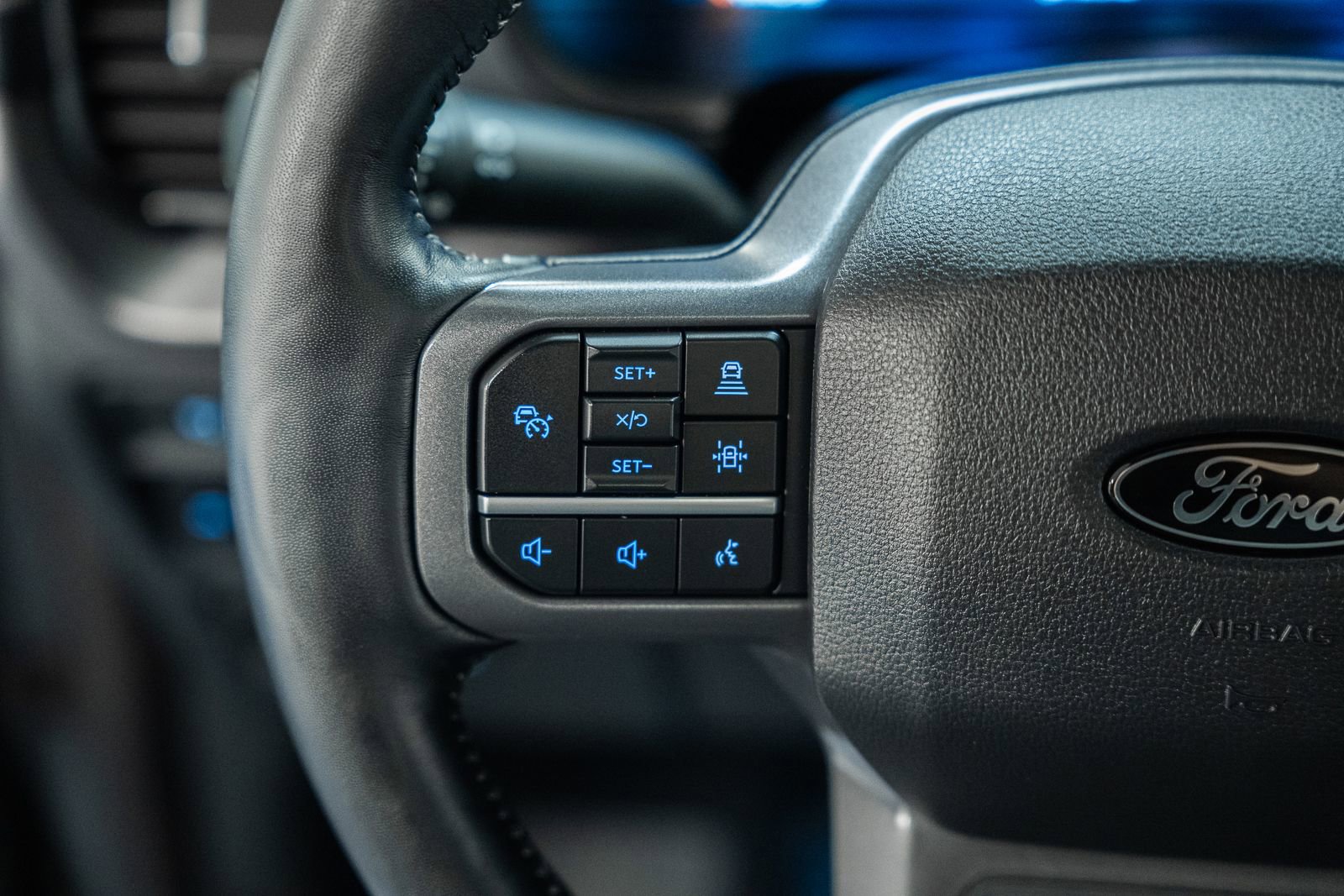 Certified 2024 Ford F150 Lariat image 37