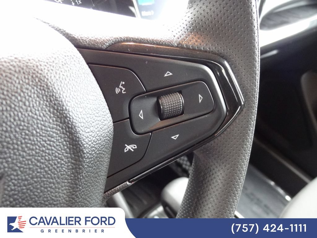 Used 2022 Chevrolet TrailBlazer LT w/ Convenience Package AWD/4WD image 17