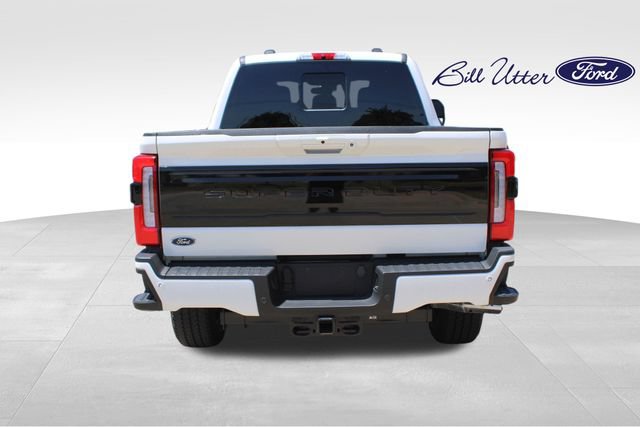 Certified 2025 Ford F250 Platinum w/ FX4 Off-Road Package AWD/4WD image 6