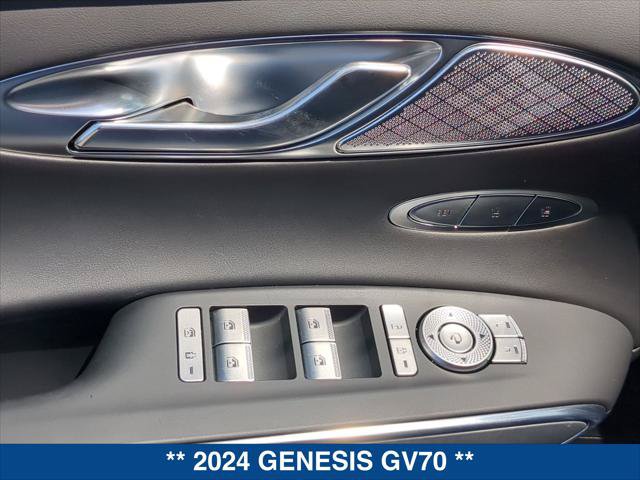 Used 2024 Genesis GV70 2.5T w/ Select Package AWD/4WD image 11