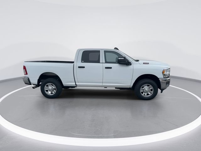 Used 2024 RAM 2500 Tradesman w/ Chrome Appearance Group AWD/4WD image 8