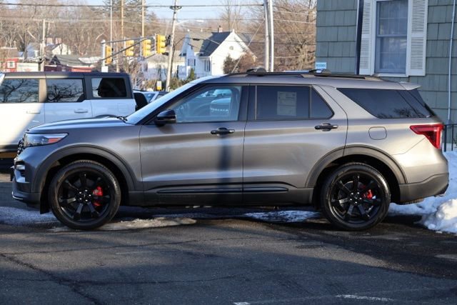 Certified 2023 Ford Explorer ST w/ Equipment Group 401A image 9