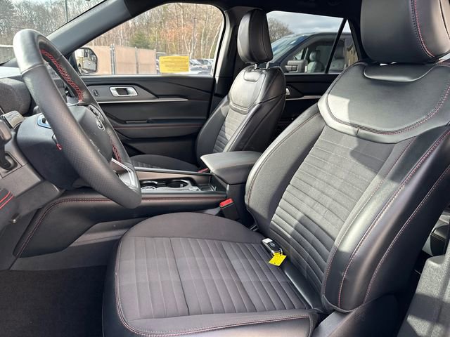 Certified 2025 Ford Explorer ST-Line w/ ST-Line Street Pack image 39