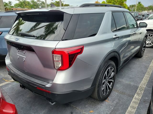 Certified 2022 Ford Explorer ST-Line w/ Class IV Trailer Tow Package RWD image 3