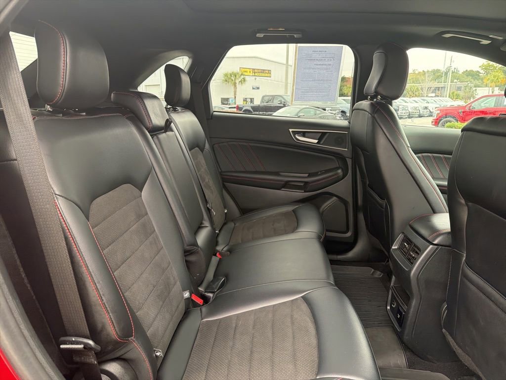 Certified 2022 Ford Edge ST-Line image 26