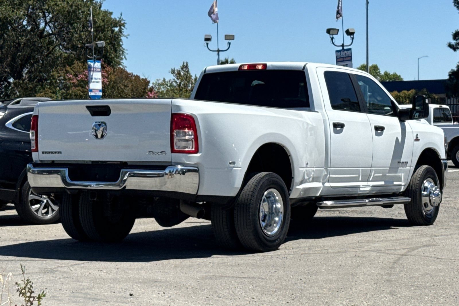 Used 2024 RAM 3500 Big Horn AWD/4WD image 4