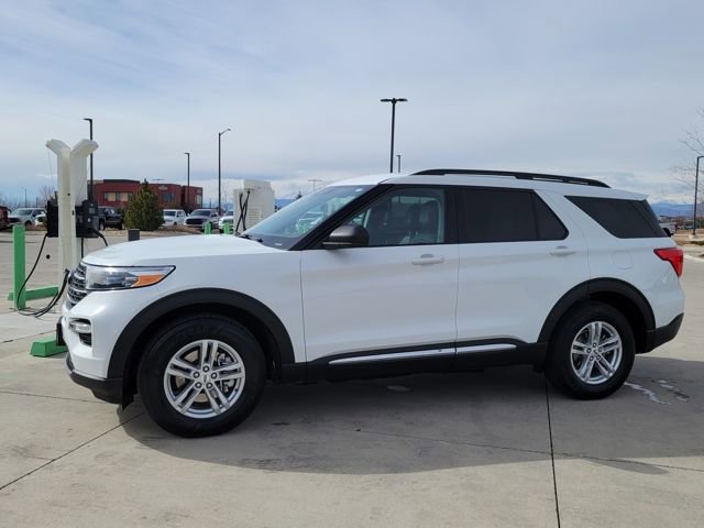 Certified 2024 Ford Explorer XLT w/ Equipment Group 202A image 5