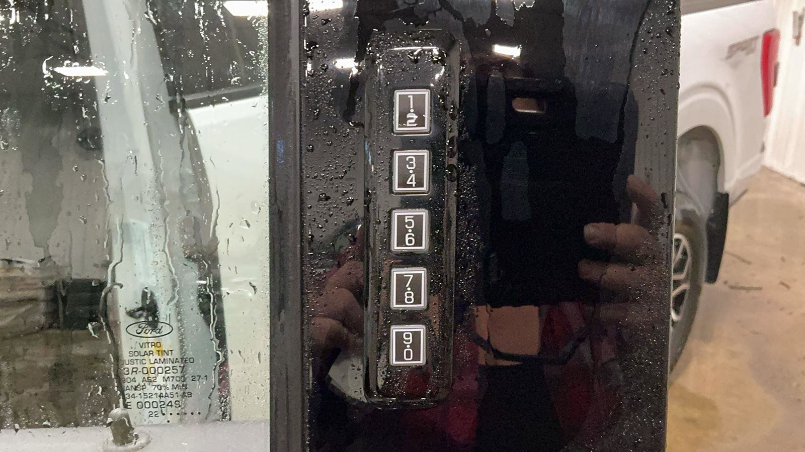 Certified 2022 Ford F150 XLT w/ Equipment Group 302A High image 11