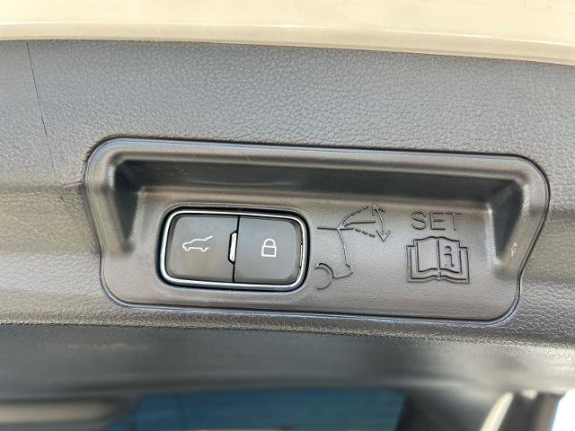 Certified 2025 Ford Explorer ST image 19