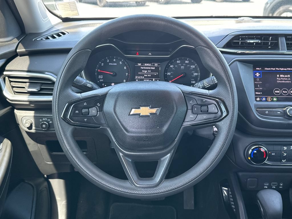 Used 2023 Chevrolet TrailBlazer LS FWD image 24