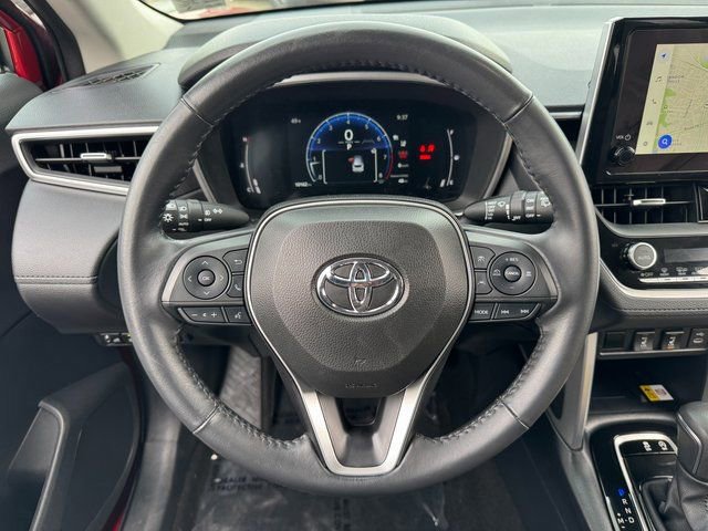 Used 2023 Toyota Corolla Cross XLE w/ Convenience Package image 20