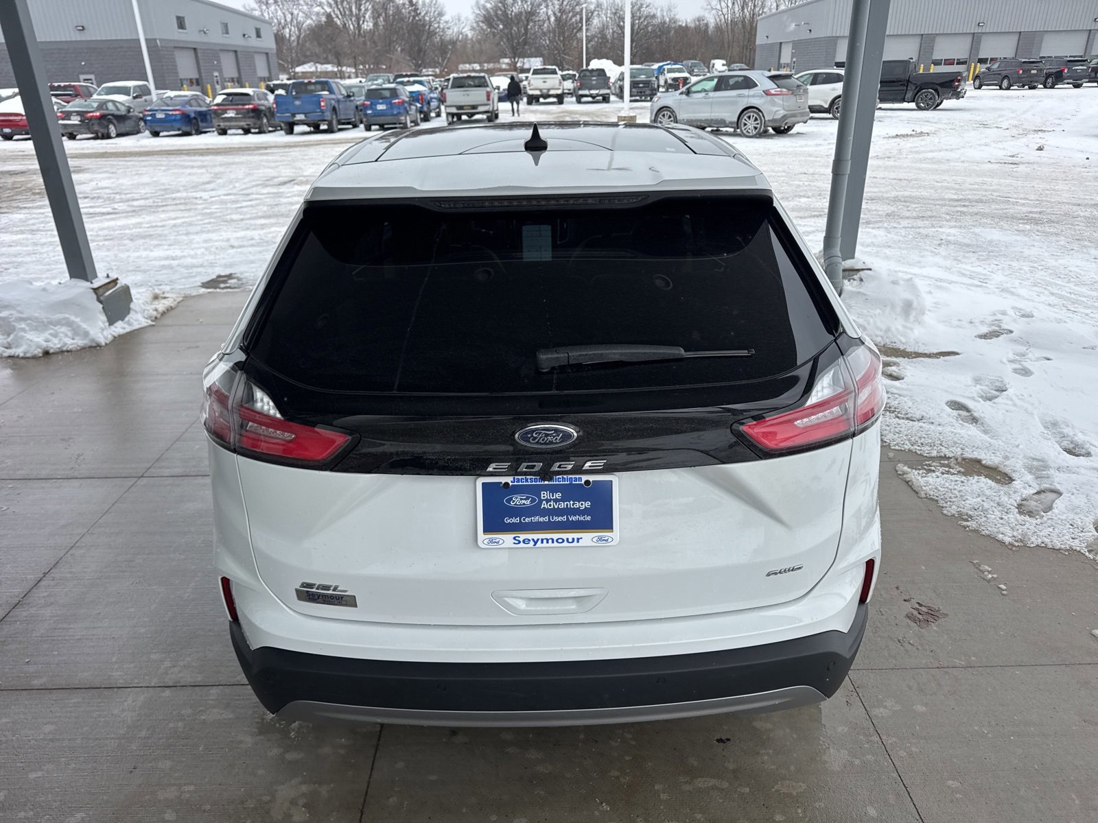 Certified 2022 Ford Edge SEL w/ Convenience Package image 4