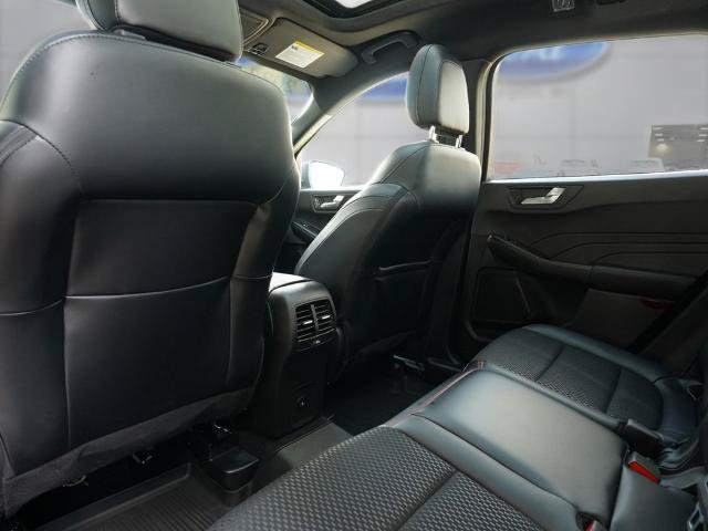 Certified 2024 Ford Escape ST-Line w/ Tech Pack #1 AWD/4WD image 21
