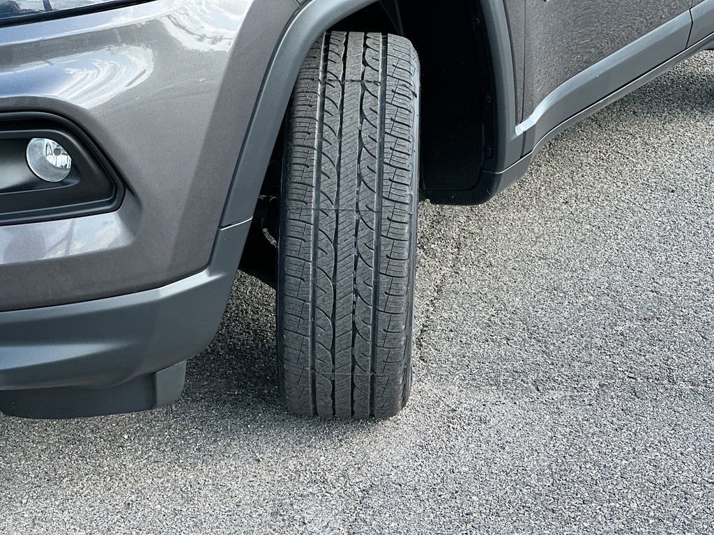 Used 2022 Jeep Compass Latitude image 25