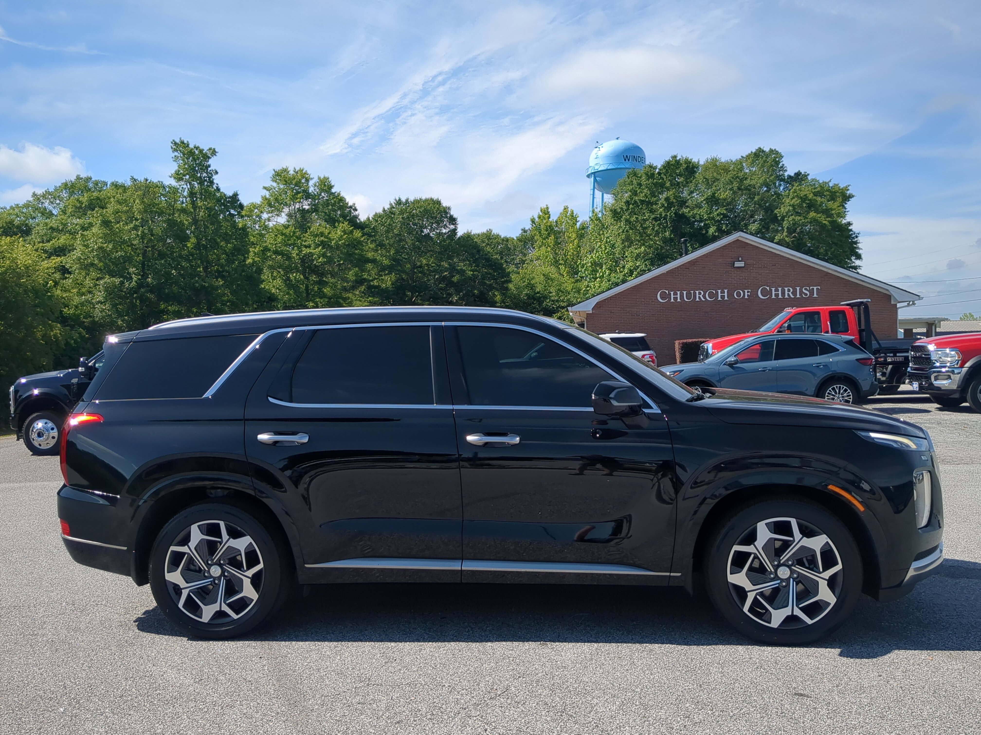 Used 2022 Hyundai Palisade Calligraphy w/ Winter Package FWD video 2