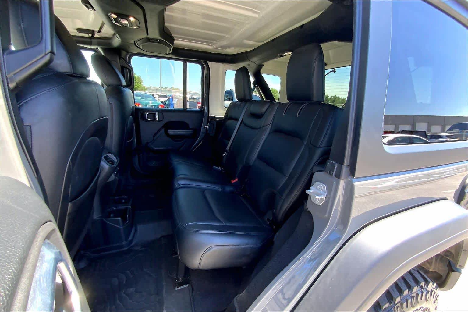 Used 2021 Jeep Wrangler Unlimited Sport AWD/4WD image 20