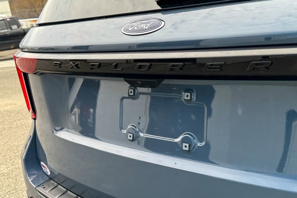 Certified 2025 Ford Explorer ST AWD/4WD image 21