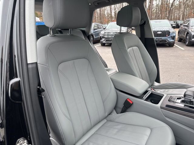 Used 2022 Audi Q5 2.0T Premium w/ Convenience Package image 24