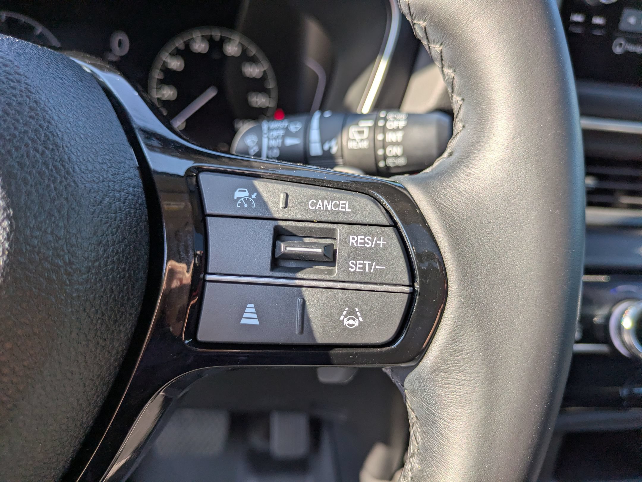 Used 2024 Honda Pilot Touring image 19
