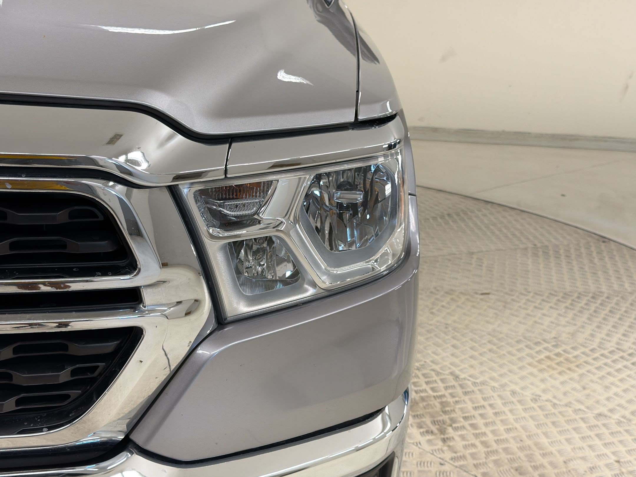 Used 2023 RAM 1500 Lone Star AWD/4WD image 12
