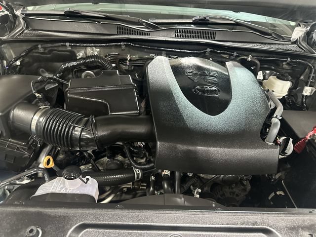 Used 2023 Toyota Tacoma SR AWD/4WD image 22