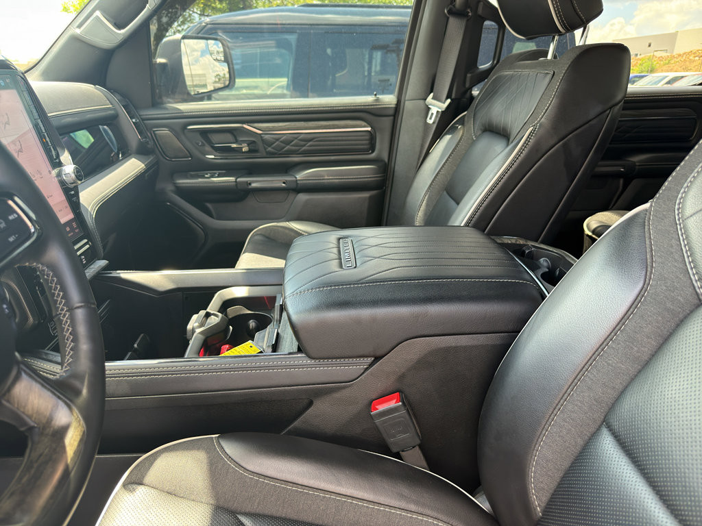 Used 2025 RAM 1500 Limited w/ Off Road Group AWD/4WD image 9
