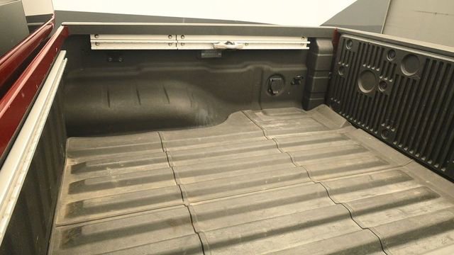 Used 2023 Nissan Frontier PRO-4X w/ Pro Convenience Package AWD/4WD image 10