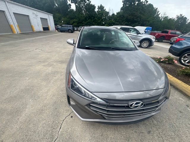 Used 2020 Hyundai Elantra Value Edition w/ Winter Weather Package FWD image 4