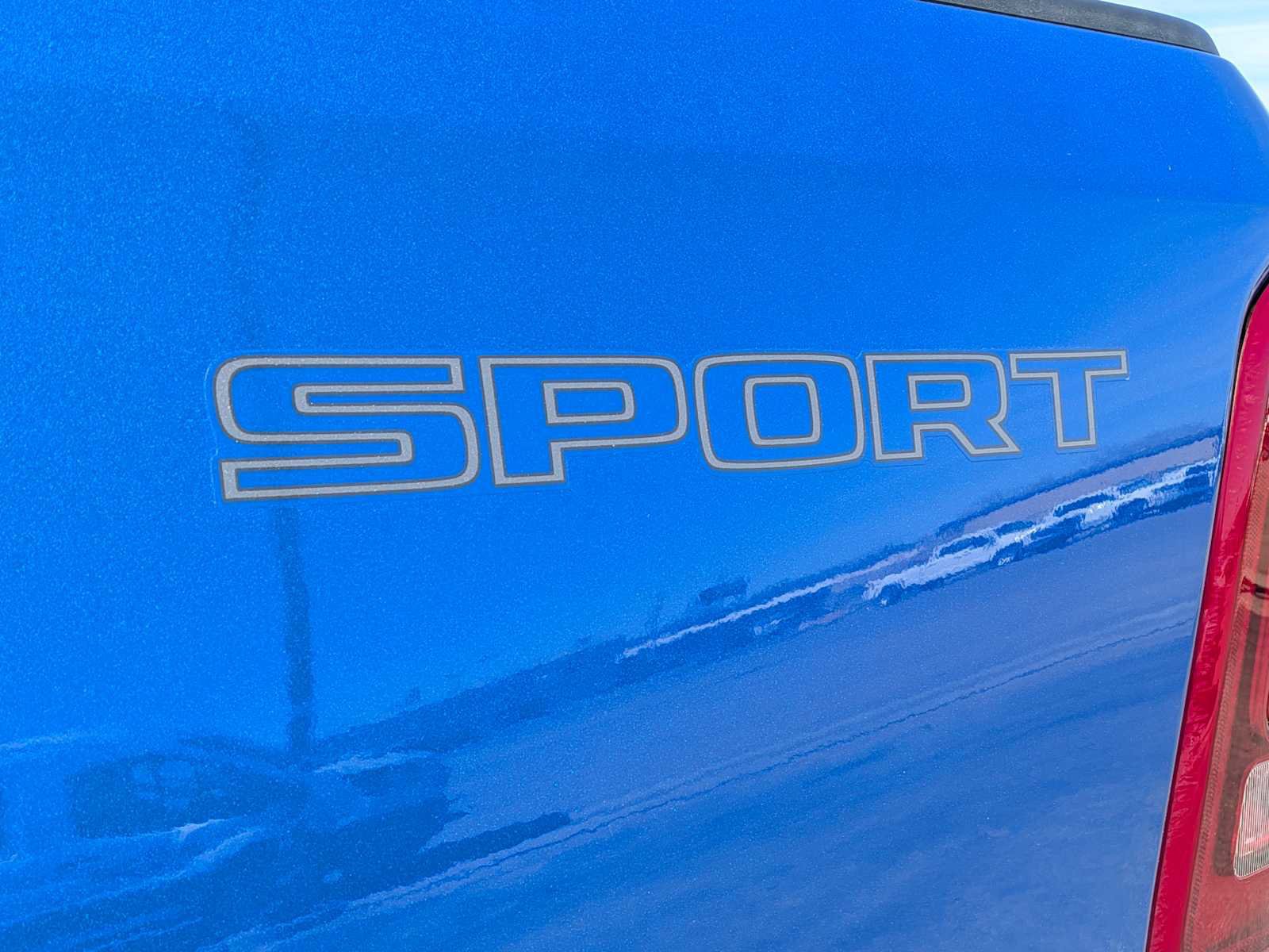 Used 2021 RAM 1500 Laramie w/ Sport Appearance Package image 13