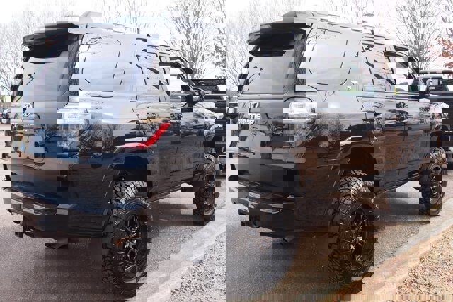 Used 2020 Toyota 4Runner SR5 Premium w/ Moonroof Package image 5