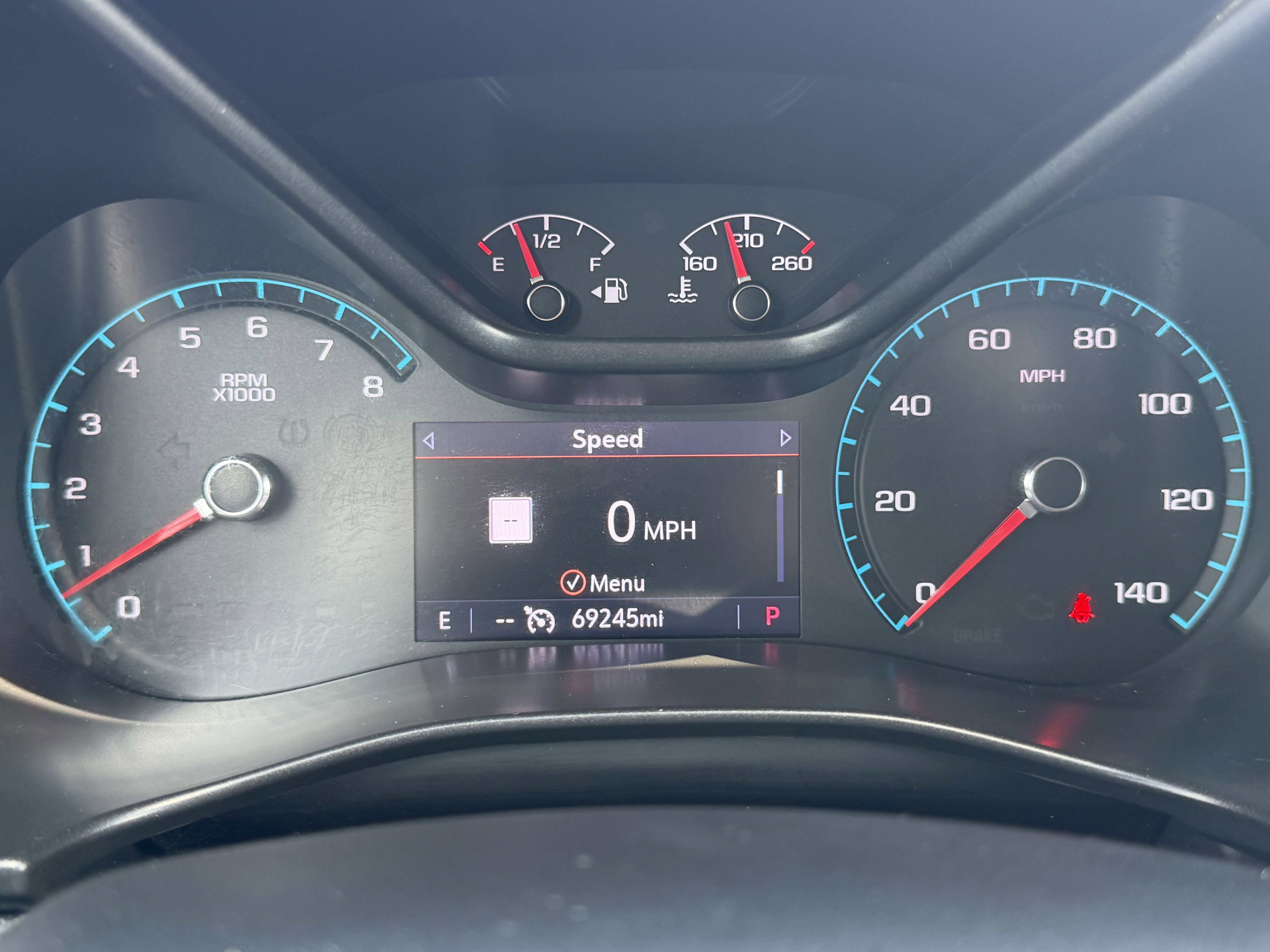 Used 2022 Chevrolet Colorado Z71 AWD/4WD image 8