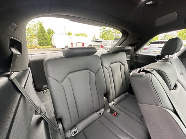 Used 2022 Audi Q7 3.0T Premium Plus w/ Premium Plus Package AWD/4WD image 38