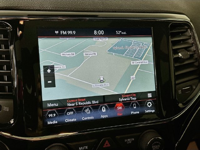 Used 2021 Jeep Grand Cherokee Trailhawk w/ Trailhawk Luxury Group AWD/4WD image 19