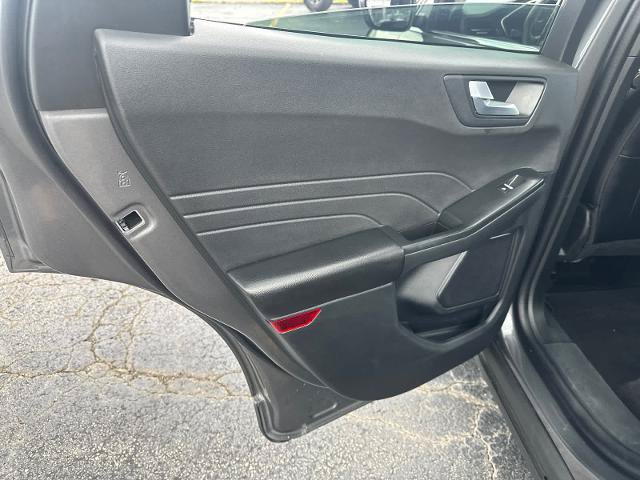 Certified 2025 Ford Escape Platinum AWD/4WD image 28