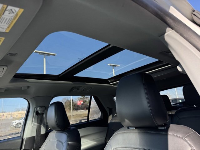 Certified 2023 Ford Explorer XLT w/ Equipment Group 202A image 15