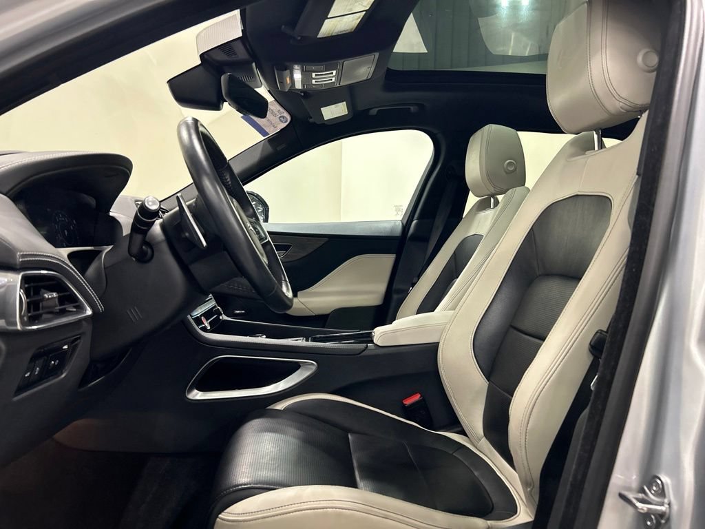 Used 2020 Jaguar F-PACE S AWD/4WD image 11