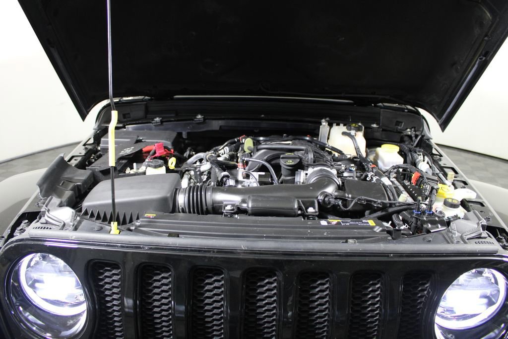 Used 2023 Jeep Wrangler Altitude image 7