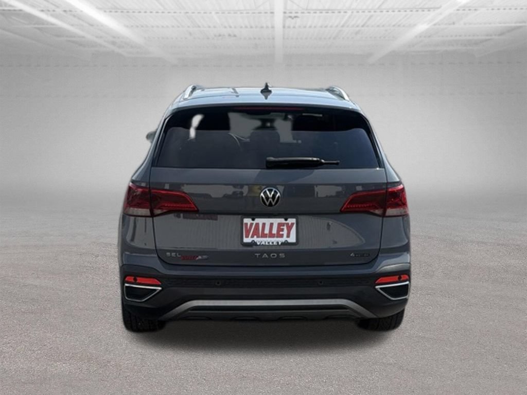 Used 2022 Volkswagen Taos SEL w/ Panoramic Sunroof Package AWD/4WD image 12