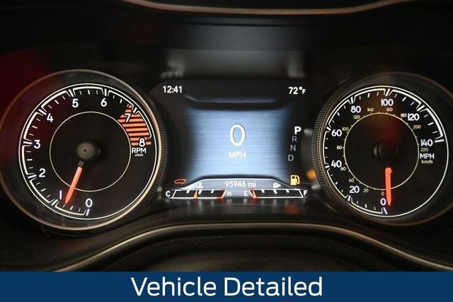 Used 2019 Jeep Cherokee Trailhawk w/ Comfort/Convenience Group AWD/4WD image 20