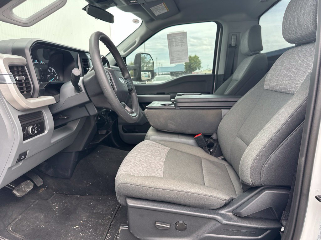 Certified 2025 Ford F250 XLT w/ FX4 Off-Road Package AWD/4WD image 14