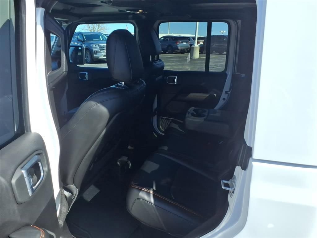 Used 2023 Jeep Gladiator Mojave image 26